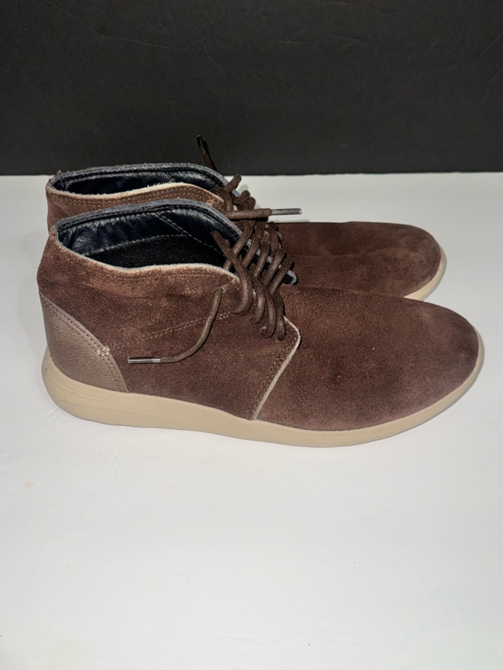 CROCS I Men’s I Chukka Boot I Brown Lace-Up Triple Comfort Shoe